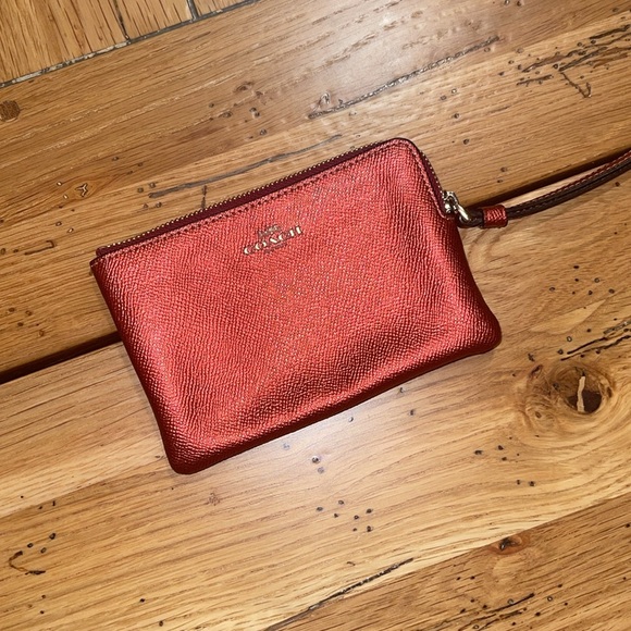 Host Pick!! Coach red wristlet - Picture 1 of 7